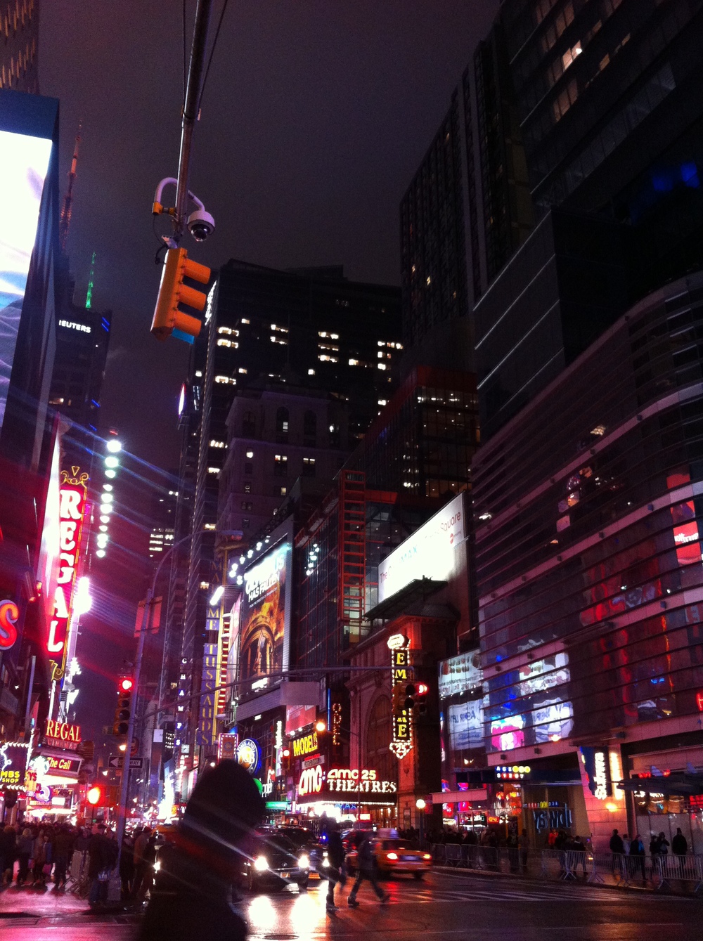 NYC: Times Square at night [stuff-i-love.com]