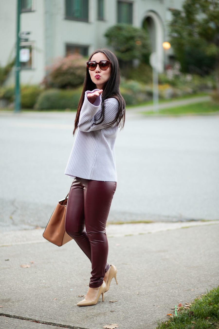 burgundy faux leather legging